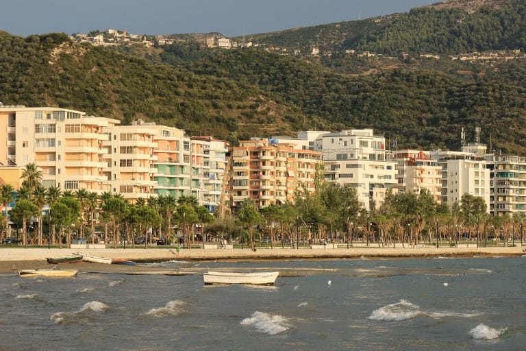 Ατομικό Ταξίδι: Αλβανία – Αυλώνα & Καραμπουρούν