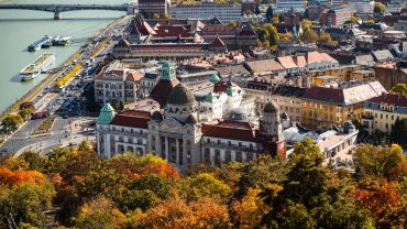 Budapest Guide: Top Sights, Thermal Baths & Local Flavors