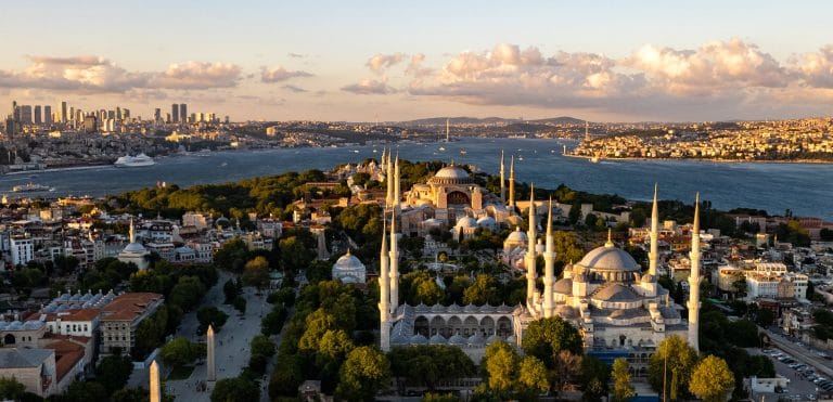 Κλασική Κωνσταντινούπολη – Πεζόδρομος του Πέραν