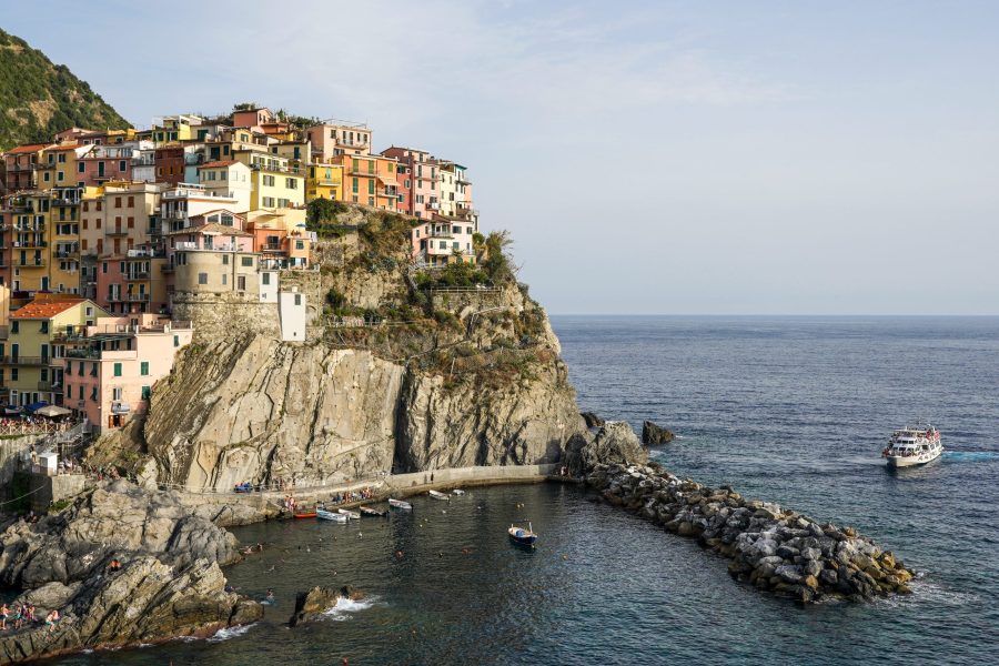 NW views of Manarola, 17/Sep/23