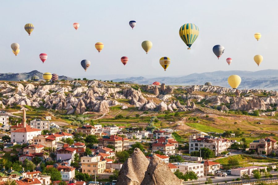 Καππαδοκία, αερόστατα πάνω από το Γκιόρεμε