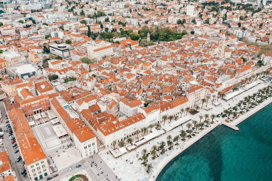 Σπλιτ, η παλιά πόλη και η προκυμαία Ρίβα από ψηλά