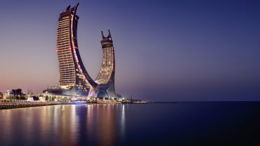 Qatar Travel Guide: What to See & Useful Tips