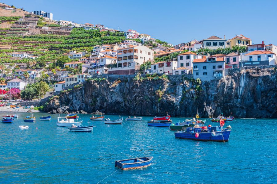 Το ψαροχώρι Καμάρα ντε Λόμπος στη Μαδέρα