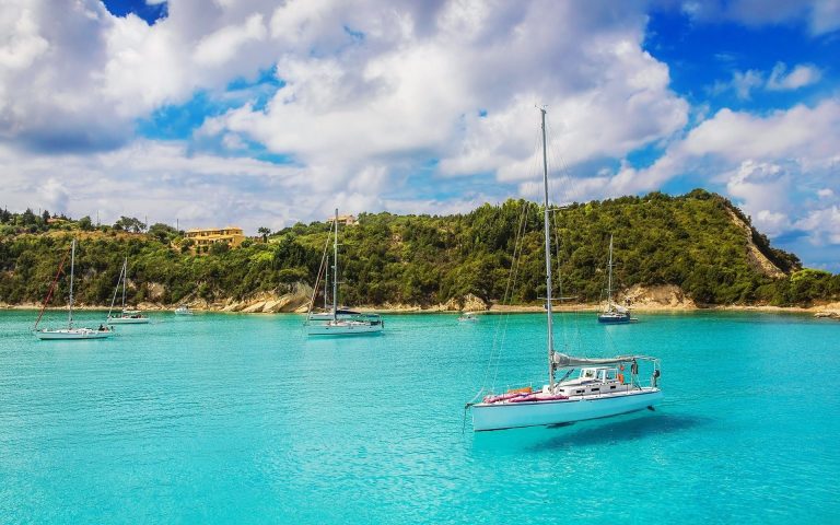 Στα Διαμαντένια Νερά του Ιονίου