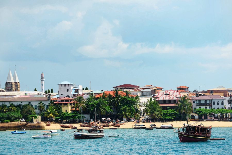 Το Stone Town της Ζανζιβάρης από τη θάλασσα