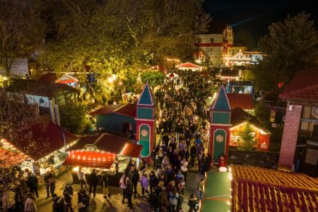 Η μαγεία των Χριστουγέννων ζωντανεύει στα Τρίκαλα