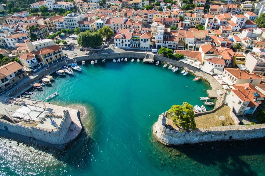 Ναύπακτος – Ερατεινή – Ιτέα – Γαλαξίδι – Τριζόνια